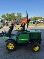 Tondeuse autoportée John Deere JOHN DEERE 1445 - 8