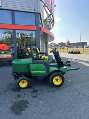 Tondeuse autoportée John Deere JOHN DEERE 1445 - 4