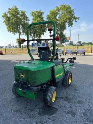 Tondeuse autoportée John Deere JOHN DEERE 1445