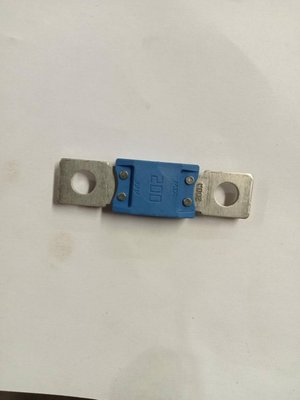 PIECES TRACTEUR PAG* - CONCURENCEE* - FUSIBLE 200amp Landini