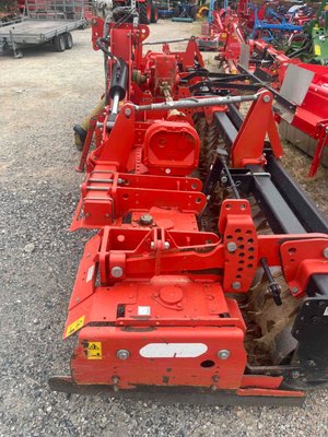 Herse rotative MASCHIO GASPARDO AQUILA 6000 PLUS
