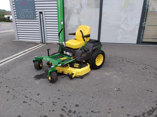 Tondeuse autoportée John Deere Z540R