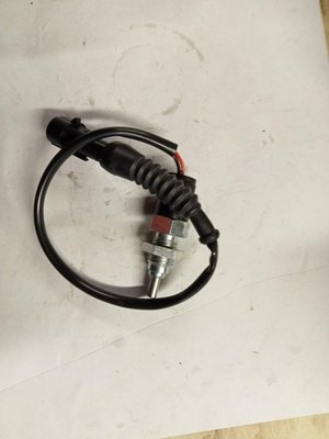 PIECES TRACTEUR PAG* - CONCURENCEE* - CAPTEUR POSITION PTO NO Landini