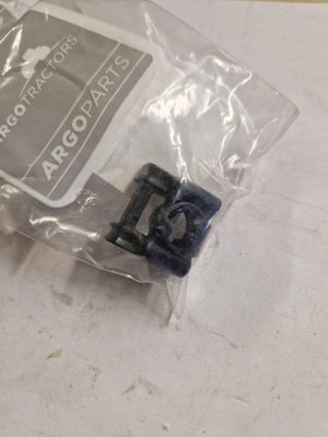 PIECES TRACTEUR PAG* - CAPTIVE* - ECROU FIXATION Landini