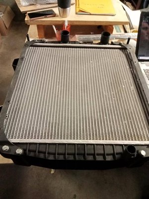 PIECES TRACTEUR PAG* - CONCURENCEE* - RADIATEUR REX RP57 RECONDITIONNE mc cormick