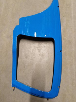 PIECES TRACTEUR PAG* - CAPTIVE* - PANNEAU DROIT Landini