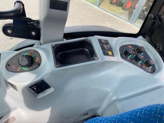 Tracteur fruitier New Holland T4.100F - 8