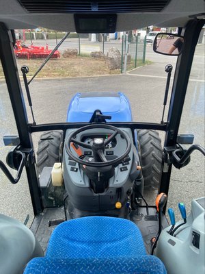 Tracteur fruitier New Holland T4.100F
