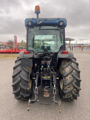 Tracteur fruitier New Holland T4.100F