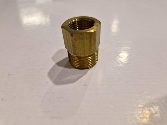PIECES UNIVERSELLE PAG* - HYDRAULIQUE* - RACCORD LAITON M22X150 F3/8