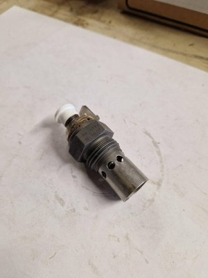 PIECES TRACTEUR PAG* - CONCURENCEE* - BOUGIE Landini