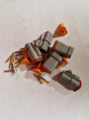 PIECES TECHNIQUES AGRI PAG* - DIVERS* - SET DEUTSCH CONN FEM 3P Vicon
