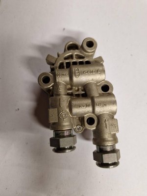 PIECES TRACTEUR PAG* - CONCURENCEE* - POMPE INJECTION Landini