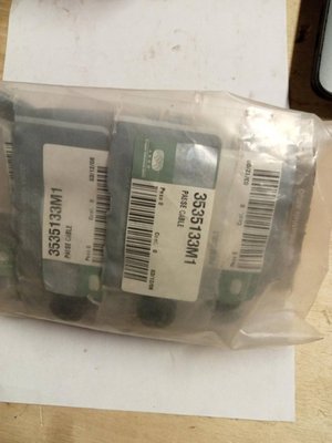 PIECES TRACTEUR PAG* - CAPTIVE* - PASSE CABLE Landini 10INT 16EXT 