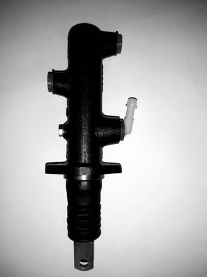 PIECES TRACTEUR PAG* - CONCURENCEE* - MAITRE CYLINDRE FREIN mc cormick