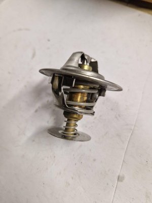 PIECES TRACTEUR PAG* - CONCURENCEE* - THERMOSTAT mc cormick