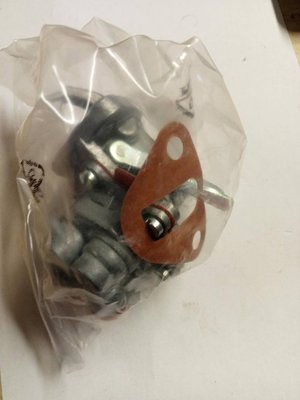 PIECES TRACTEUR PAG* - CONCURENCEE* - POMPE mc cormick