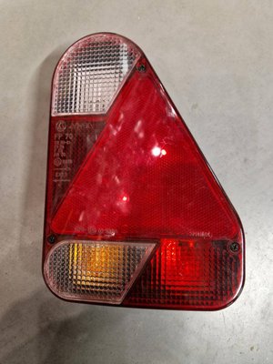 ELECTRICITE ECLAIRAGE PLS* - ELECTRICITE ECLAIRAGE* - Feu 5 fonction D