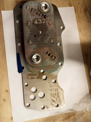 PIECES TRACTEUR PAG* - CONCURENCEE* - ECHANGEUR HUILE Landini