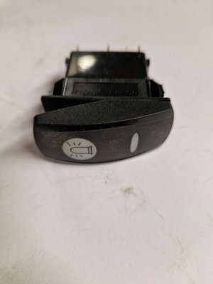 PIECES TRACTEUR PAG* - CONCURENCEE* - INTERRUPTEUR BOUTON GYROPHARE Landini