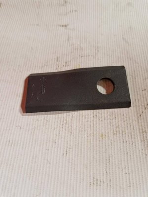 PIECES USURES AGRI PAG* - FENAISON MANUTENTION* - COUTEAU FORT MORA