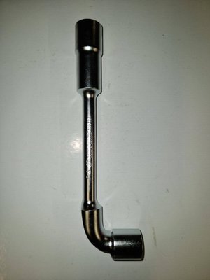 OUTILLAGE PLS* - OUTILLAGE A MAIN* - Clé à pipe débouchée 6x6 pans D: 24mm King Tony