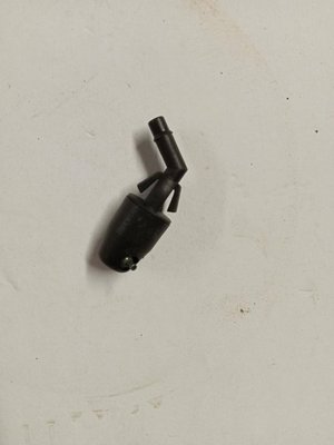 PIECES TRACTEUR PAG* - CAPTIVE* - ECLABOUSSEUR LAVE GLACE Landini