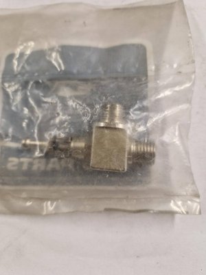 PIECES TRACTEUR PAG* - CONCURENCEE* - ROBINET Landini
