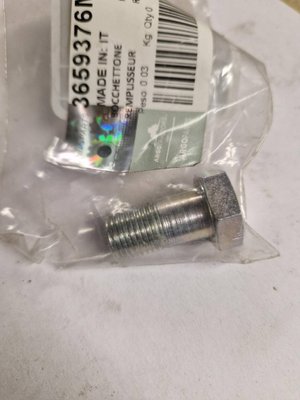 PIECES TRACTEUR PAG* - CAPTIVE* - VIS CREUSE 1/4G AVEC ETRANGLEMENT mc cormick