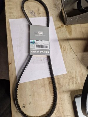 PIECES TRACTEUR PAG* - CONCURENCEE* - COURROIE AVX131300 Landini