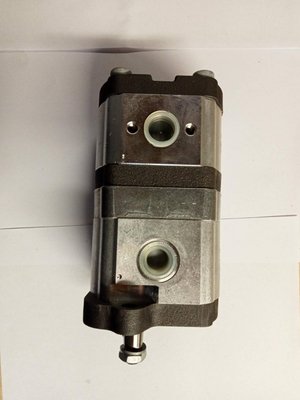 PIECES TRACTEUR PAG* - CONCURENCEE* - POMPE Landini