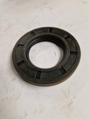 PIECES TRACTEUR PAG* - CONCURENCEE* - JOINT SPI Landini 40*72*10
