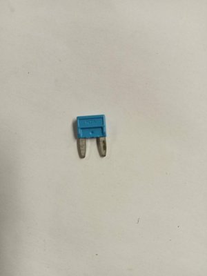 PIECES TRACTEUR PAG* - CONCURENCEE* - FUSIBLE MINI 15A Landini