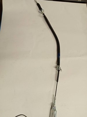 PIECES TRACTEUR PAG* - CONCURENCEE* - CABLE FREIN DE STATIONNEMENT mc cormick