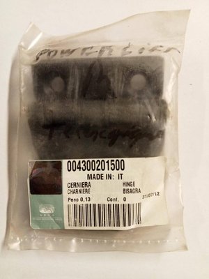 PIECES TRACTEUR PAG* - CAPTIVE* - CHARNIERE