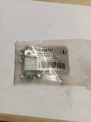 PIECES TRACTEUR PAG* - CAPTIVE* - L10-ECROU Landini M8*1.25