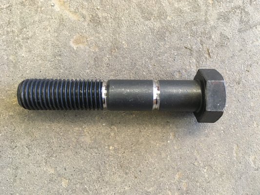 PIECES USURES AGRI PAG* - OUTILS A DENTS* - VIS DE CISAILLEMENT AVR dent 30mm