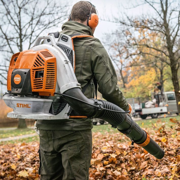 Vente BR 800 C-E Souffleur à dos therm Stihl BR800C 42830111603  Cravero,  concessionnaire matériels Volvo-Mecalac Nantes - Rennes - Caen - Niort