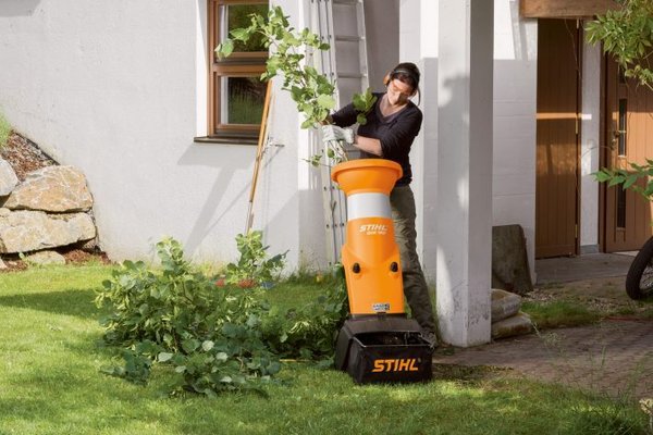 BROYEUR DE VEGETAUX - BROYEUR ELECTRIQUE - GHE 150.0 Broyeur élect