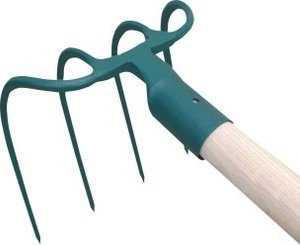 BRICOLAGE JARDINAGE PLS* - DIVERS* - Croc à fumier 4 dents avec manche 130cm Forge de Magne