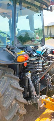 Unknown range 958 Kubota M5092 DTNQ étroit cabine "ACCESS" sans roue