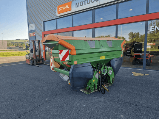 Distributeur d'engrais Amazone ZAMPROFIS