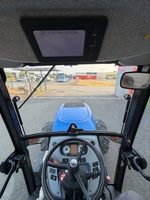 Tracteur fruitier New Holland T4.100F