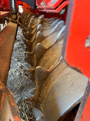 Combiné de semis MASCHIO GASPARDO Falco400 + barre de semis à socs