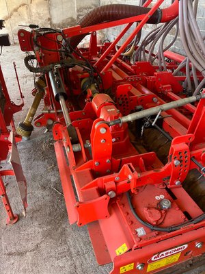 Combiné de semis MASCHIO GASPARDO Falco400 + barre de semis à socs