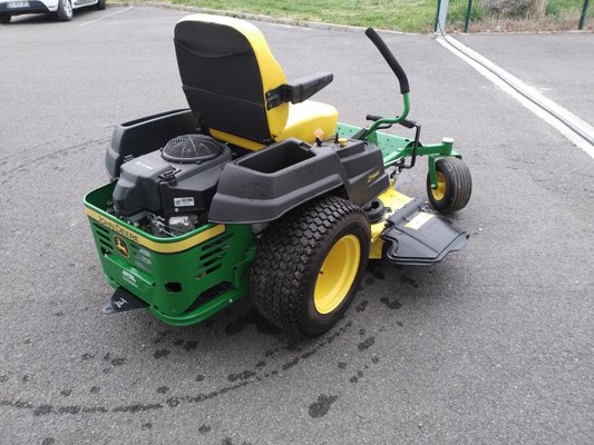 Tondeuse autoportée John Deere Z540R