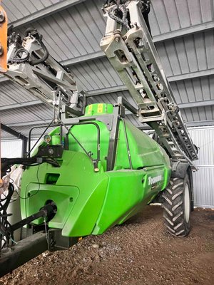 Pulvérisateur traîné Tecnoma TECNIS 4500l Rampe 36 l