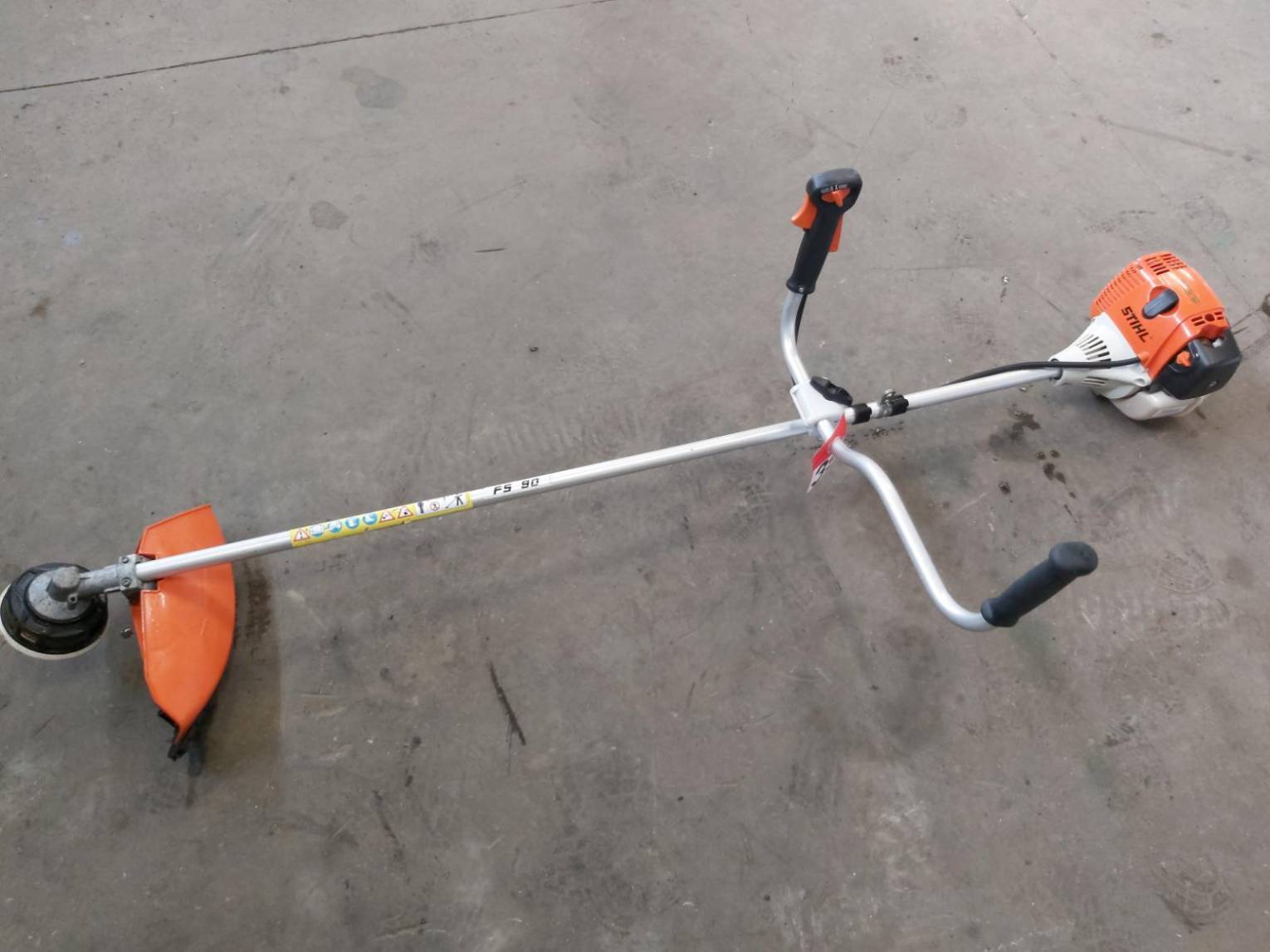 Débroussailleuse Débroussailleuse Stihl FS90