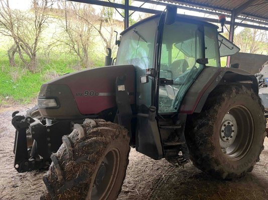 Tracteur agricole Case IH MX 90