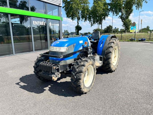 Tracteur fruitier New Holland T4040